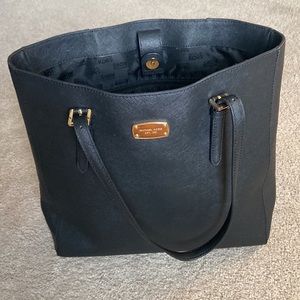 Large Black Michael Kors Purse